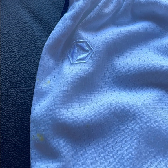 Basketball shorts - Picture 2 of 4